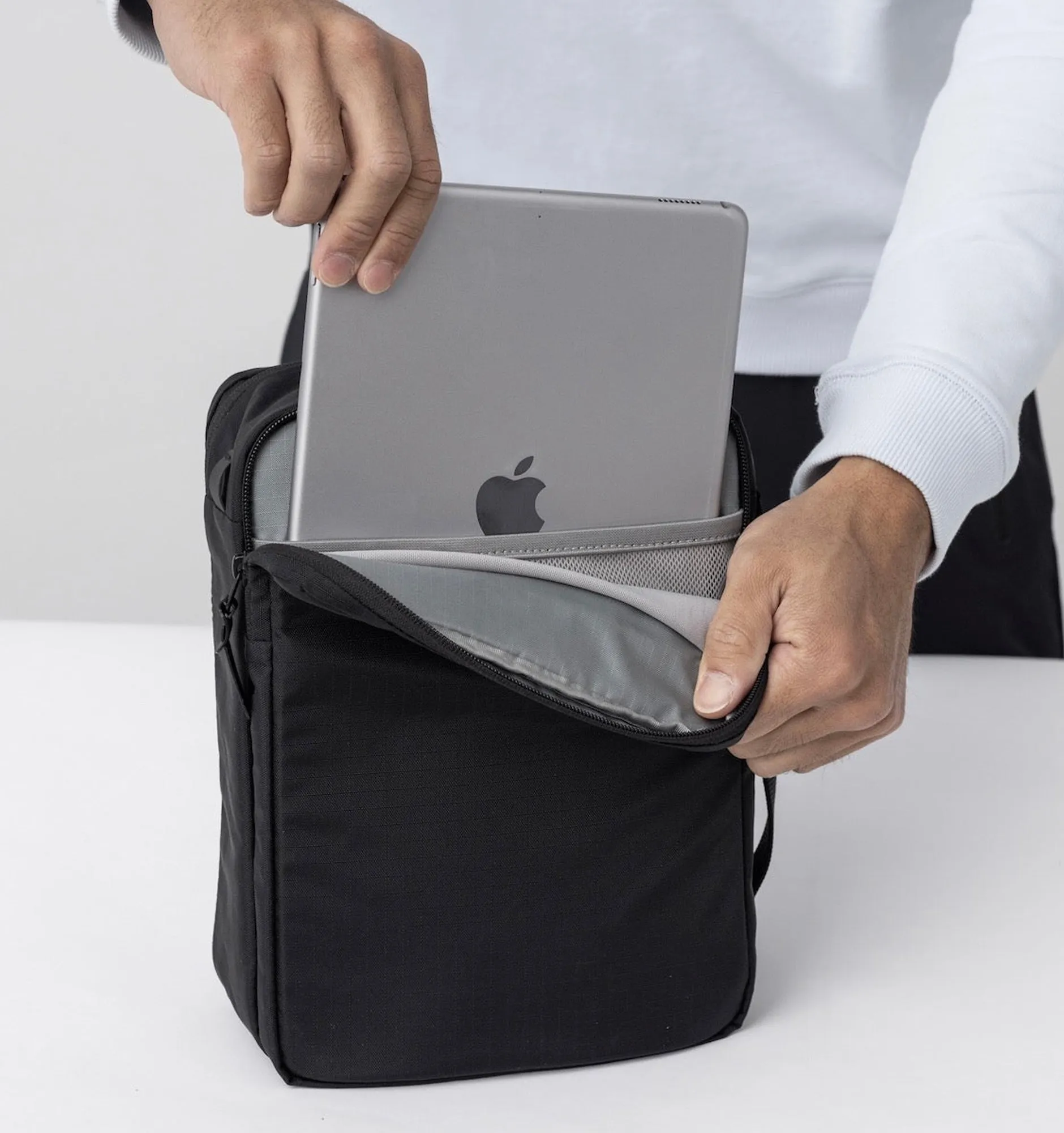 Black Ember Boarding Kit